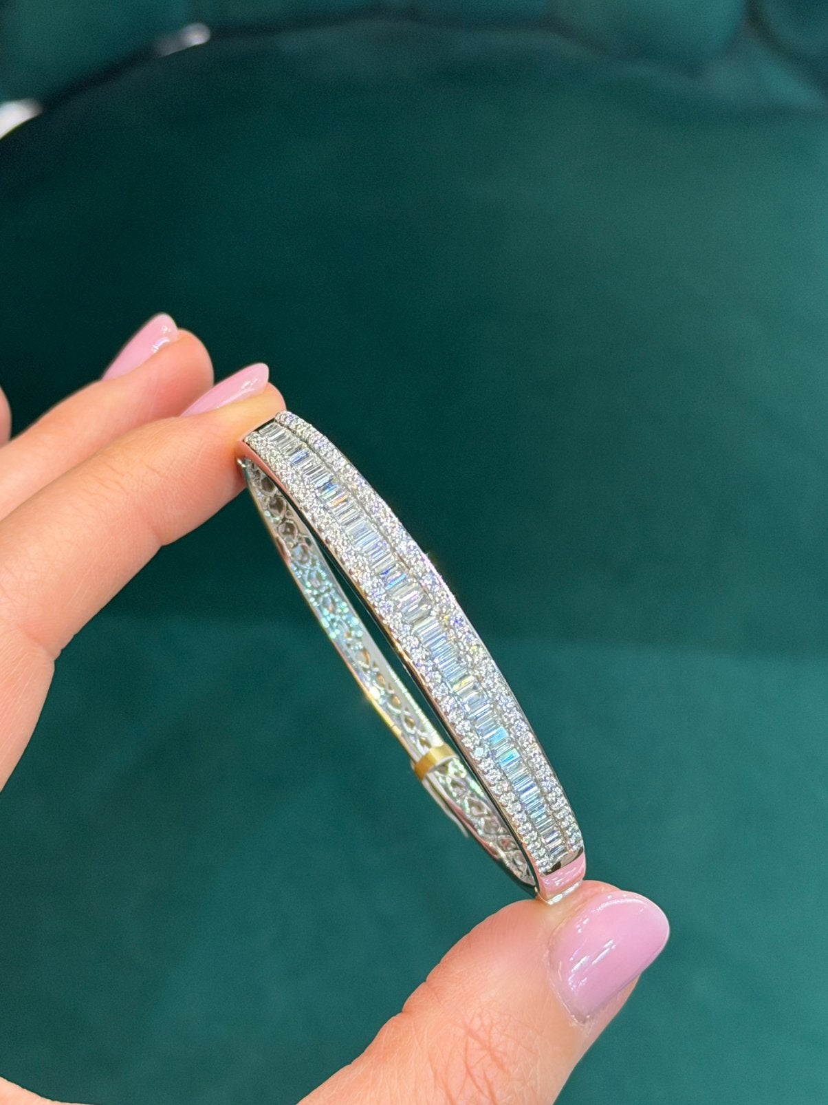 18KT Wit Goud - 6.80 natuurlijke diamanten-Armband - Bangle, Ophalen, Nieuw, Goud