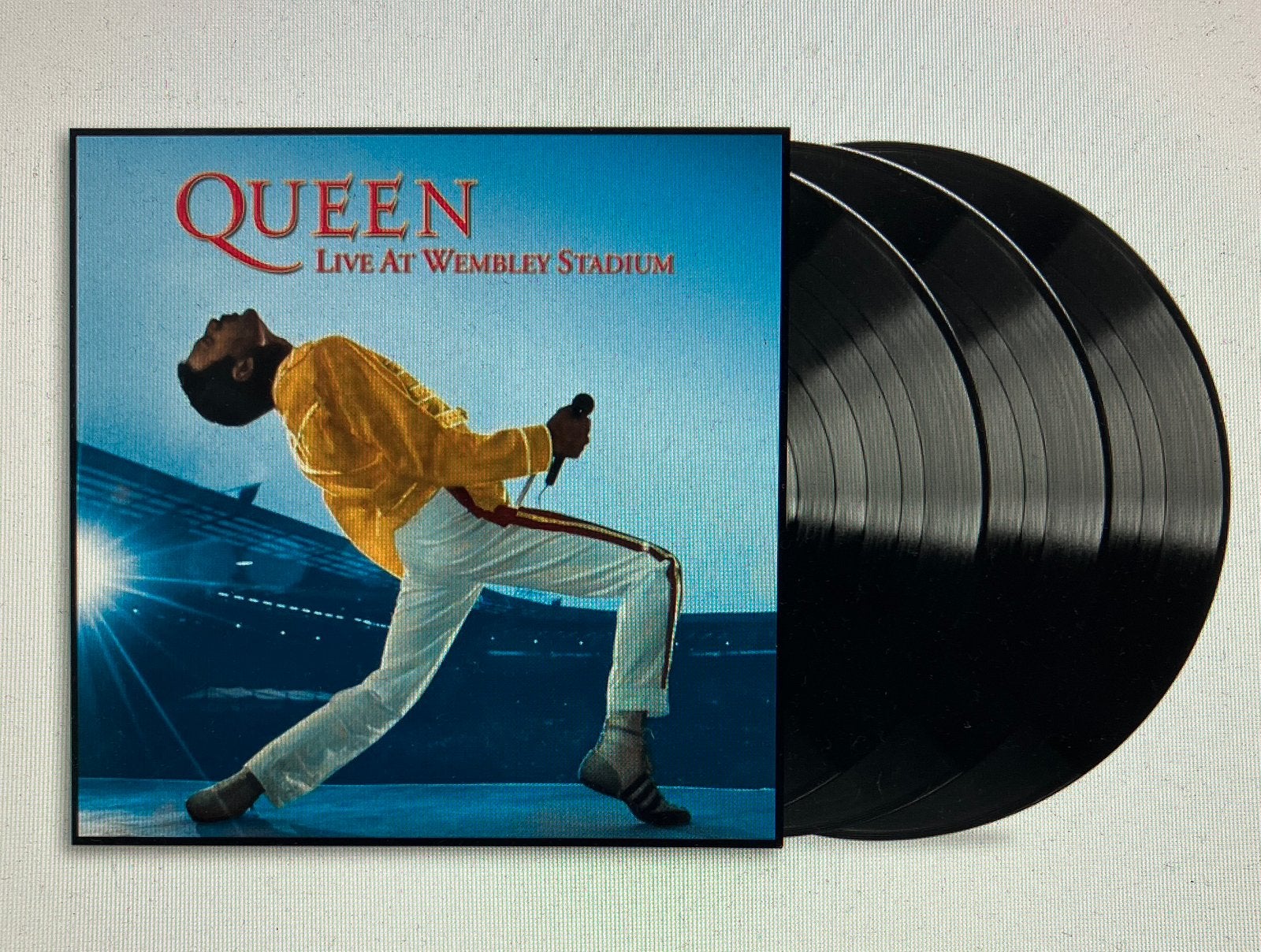 Queen. — Live At Wembley Stadium ( 3 lp set), Cd's en Dvd's, Vinyl | Rock, Boxset, Beschermende buitenhoes, Ophalen of Verzenden
