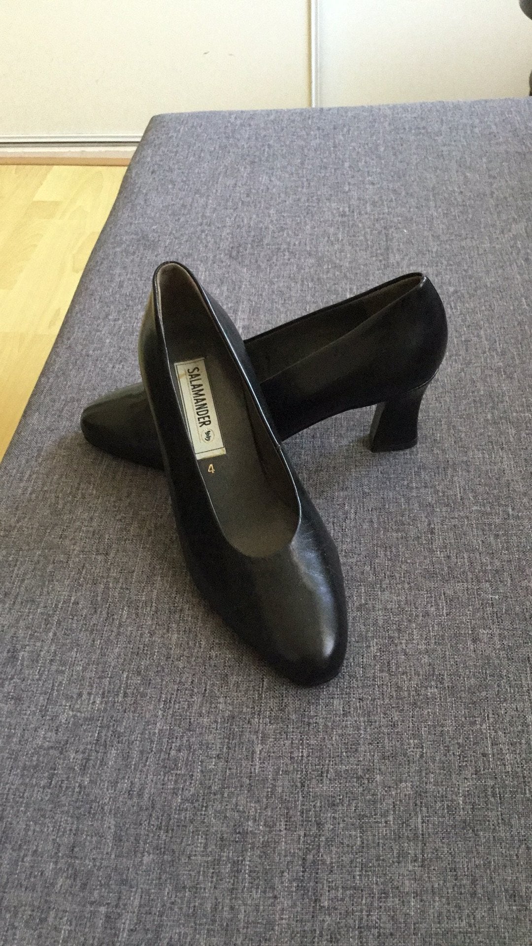 Nieuwe salamander dames schoenen maat 4, Pumps, Zwart, Nieuw, Ophalen of Verzenden