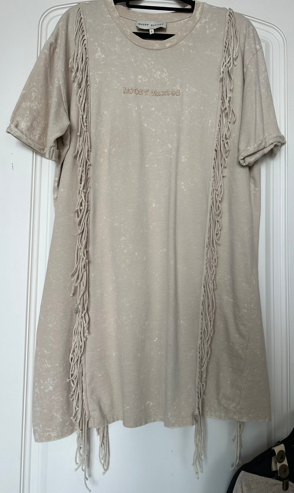Moost Wanted “Nicole Fringe Dress” jurkje , maat L, Beige, Maat 42/44 (L), Nieuw, Ophalen of Verzenden