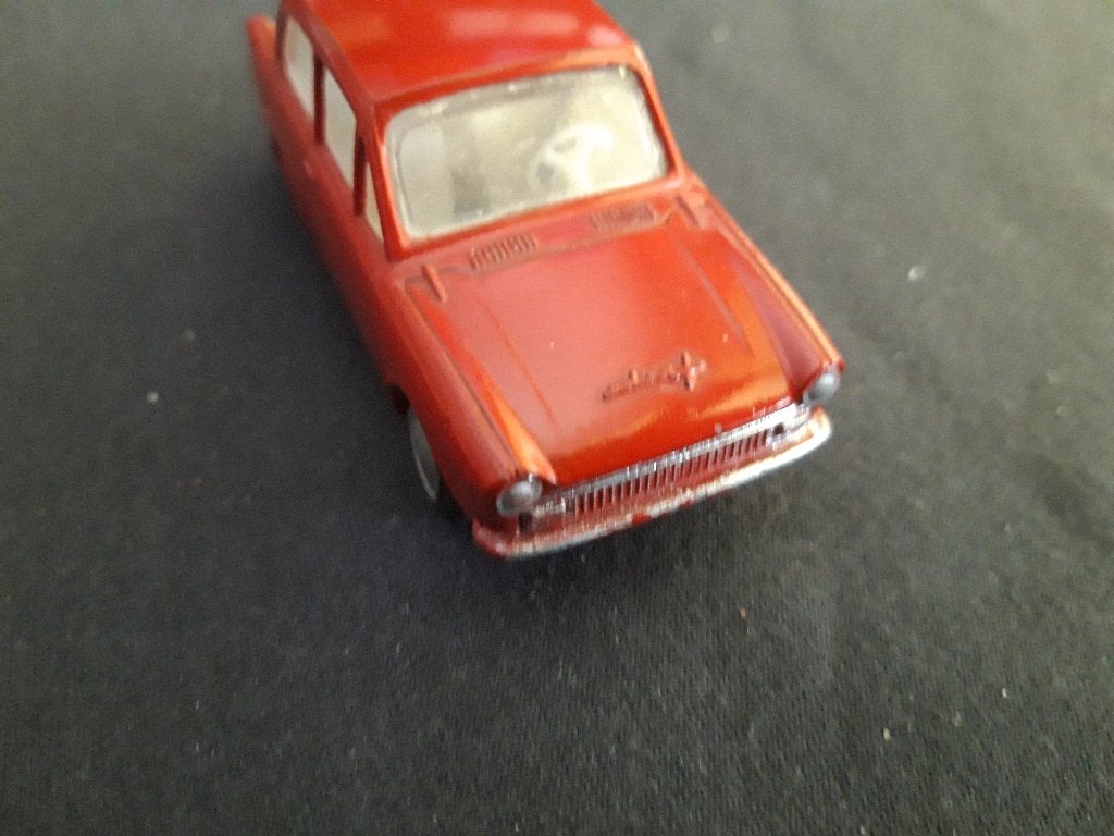 Daf Daffodil 32 rood 1e type Lion Car 1:43, Ophalen of Verzenden, Gebruikt, Auto, Overige merken