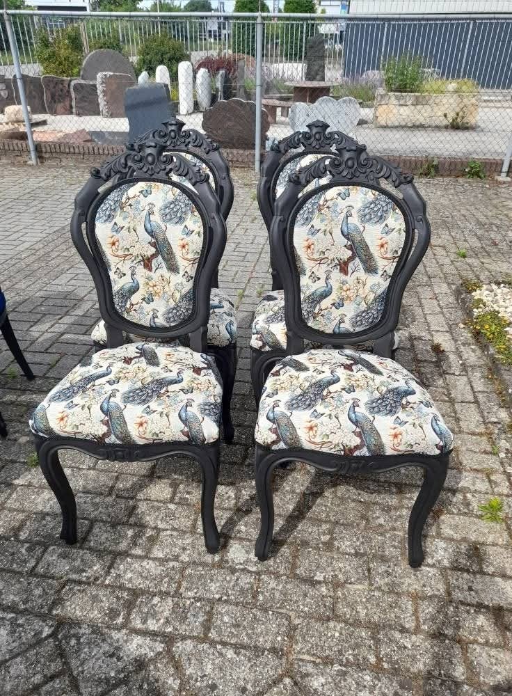 Set 4 barok stoelen opnieuw gestoffeerd, Ophalen
