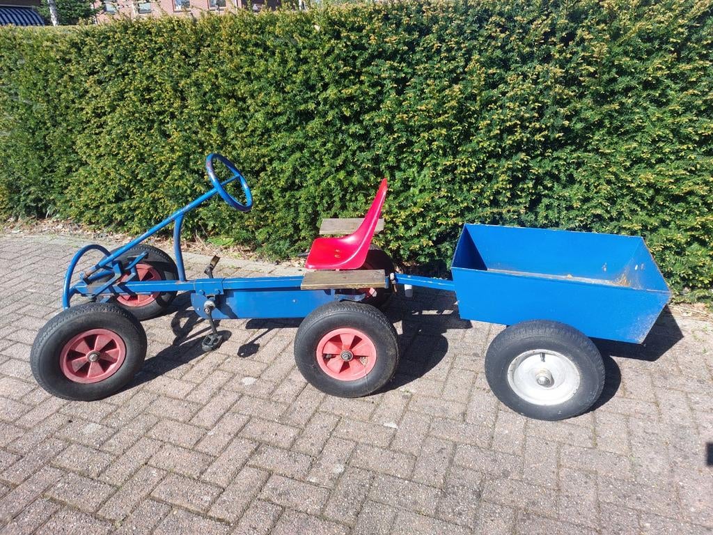 Blauwe skelter met aanhanger - Gebruikt, Kinderen en Baby's, Speelgoed | Buiten | Skelters, Ophalen, Gebruikt, Overige merken