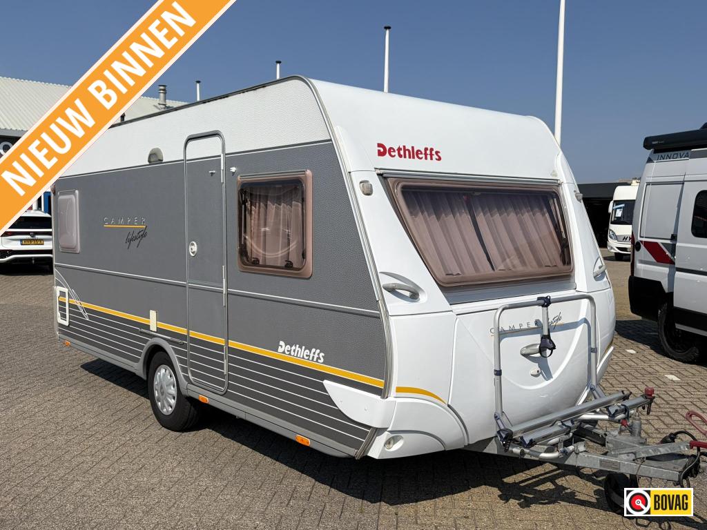 Dethleffs Camper 450 DB VOORTENT/FIETSENDRAGER, Caravans en Kamperen, Caravans, Rondzit, Bedrijf, Overige typen, Dethleffs