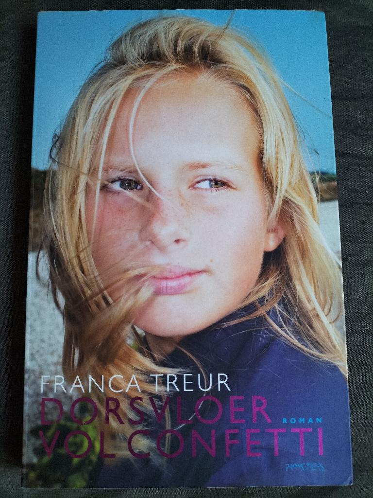 Franca Treur - Dorsvloer vol confetti, Ophalen of Verzenden, Gelezen, Franca Treur, Nederland