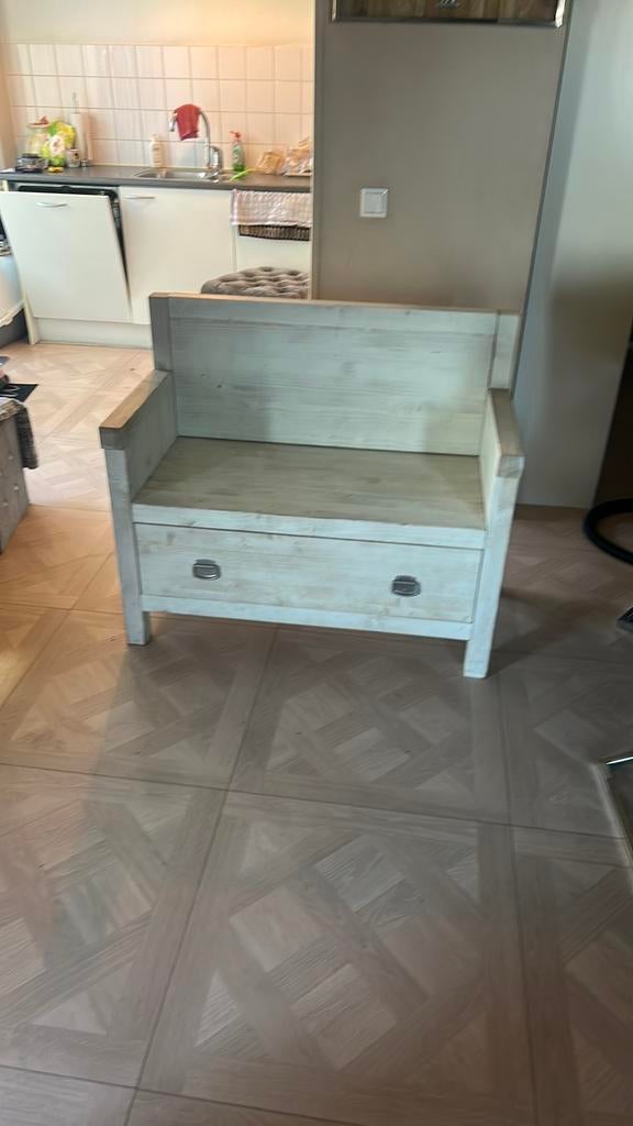 Houten bankje met lade moet zsm weg!, Kinderen en Baby's, Kinderkamer | Overige Meubels, Ophalen, Zo goed als nieuw, Overige typen
