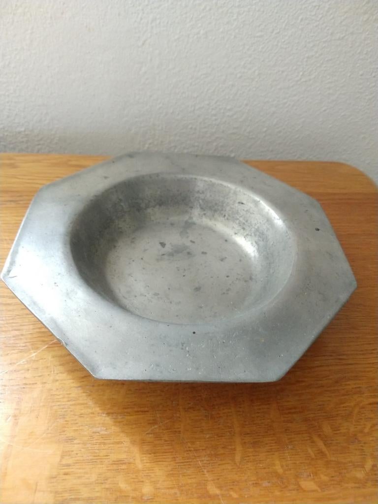 Vintage tinnen achthoekige schaal, Antiek en Kunst, Antiek | Schalen, Ophalen of Verzenden
