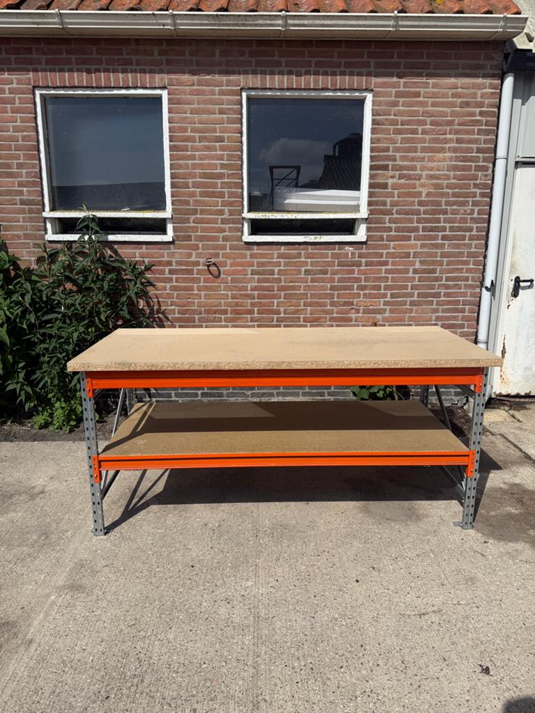 Werktafel / inpaktafel, Ophalen, Zo goed als nieuw