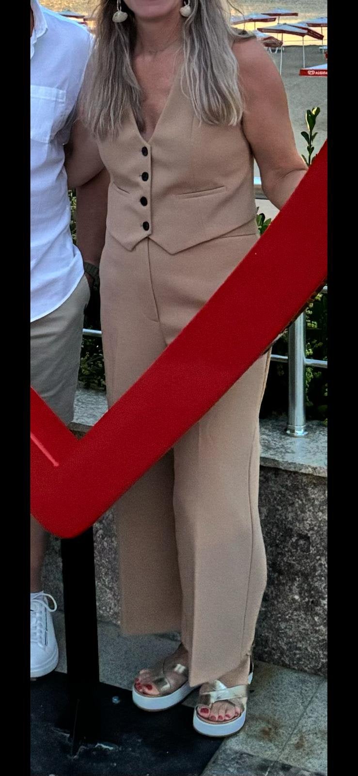 Zara gilet en broek set - Beige, Maat 38/40 (M), Beige, Ophalen of Verzenden, Zo goed als nieuw