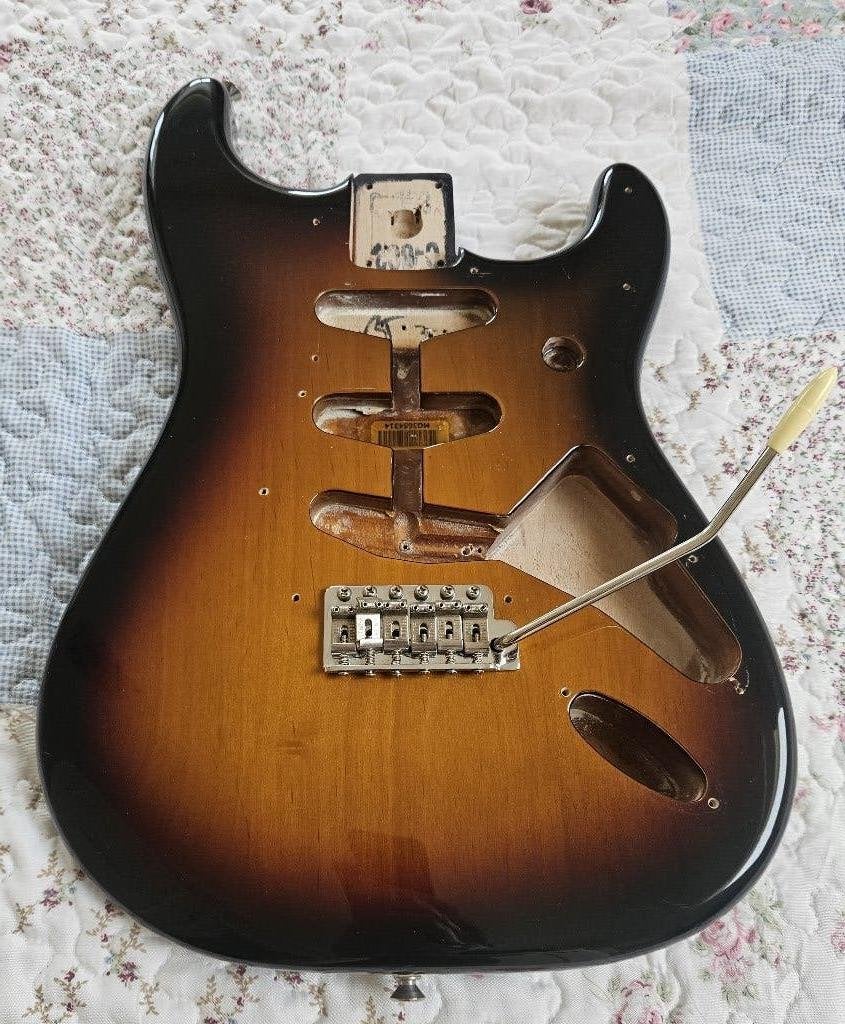 Fender stratocaster body 60's SSS Sunburst, Ophalen of Verzenden, Gebruikt, Elektrische gitaar