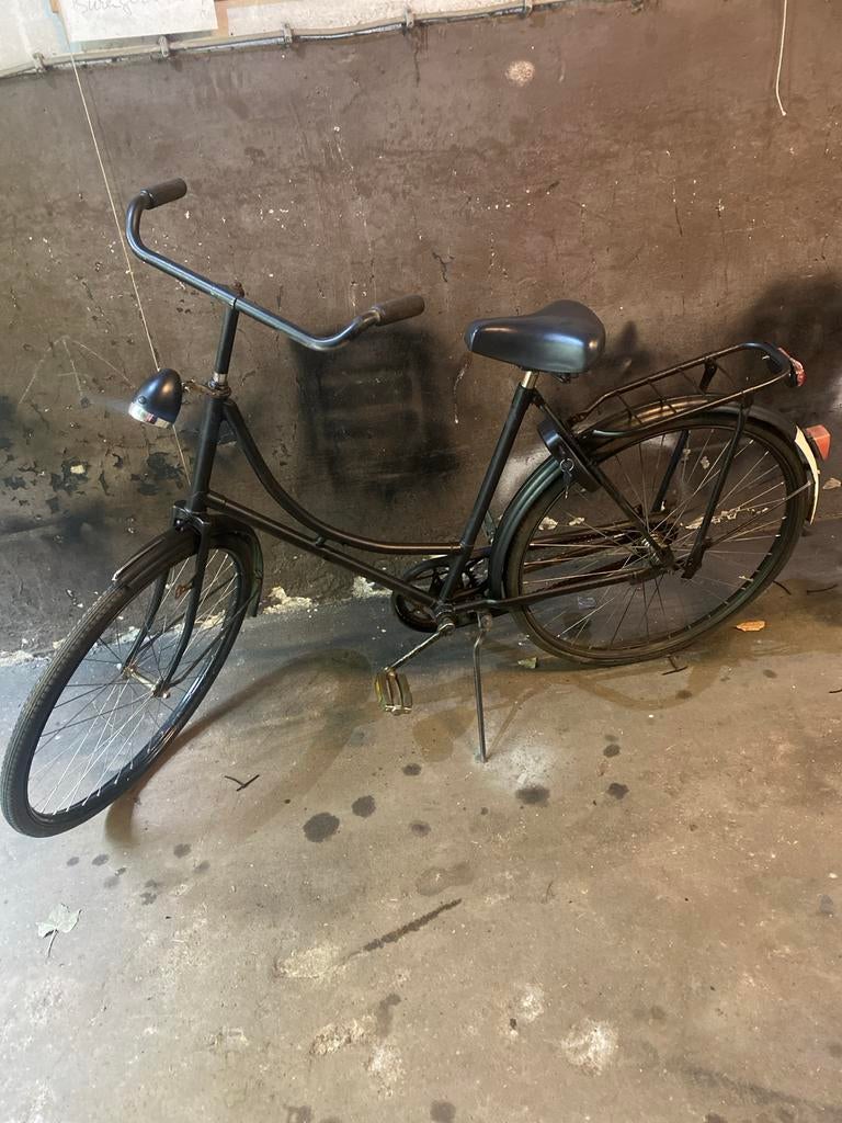 Omafiets met licht, slot en standaard, Fietsen en Brommers, 53 tot 56 cm, Ophalen of Verzenden, Gebruikt, Terugtraprem