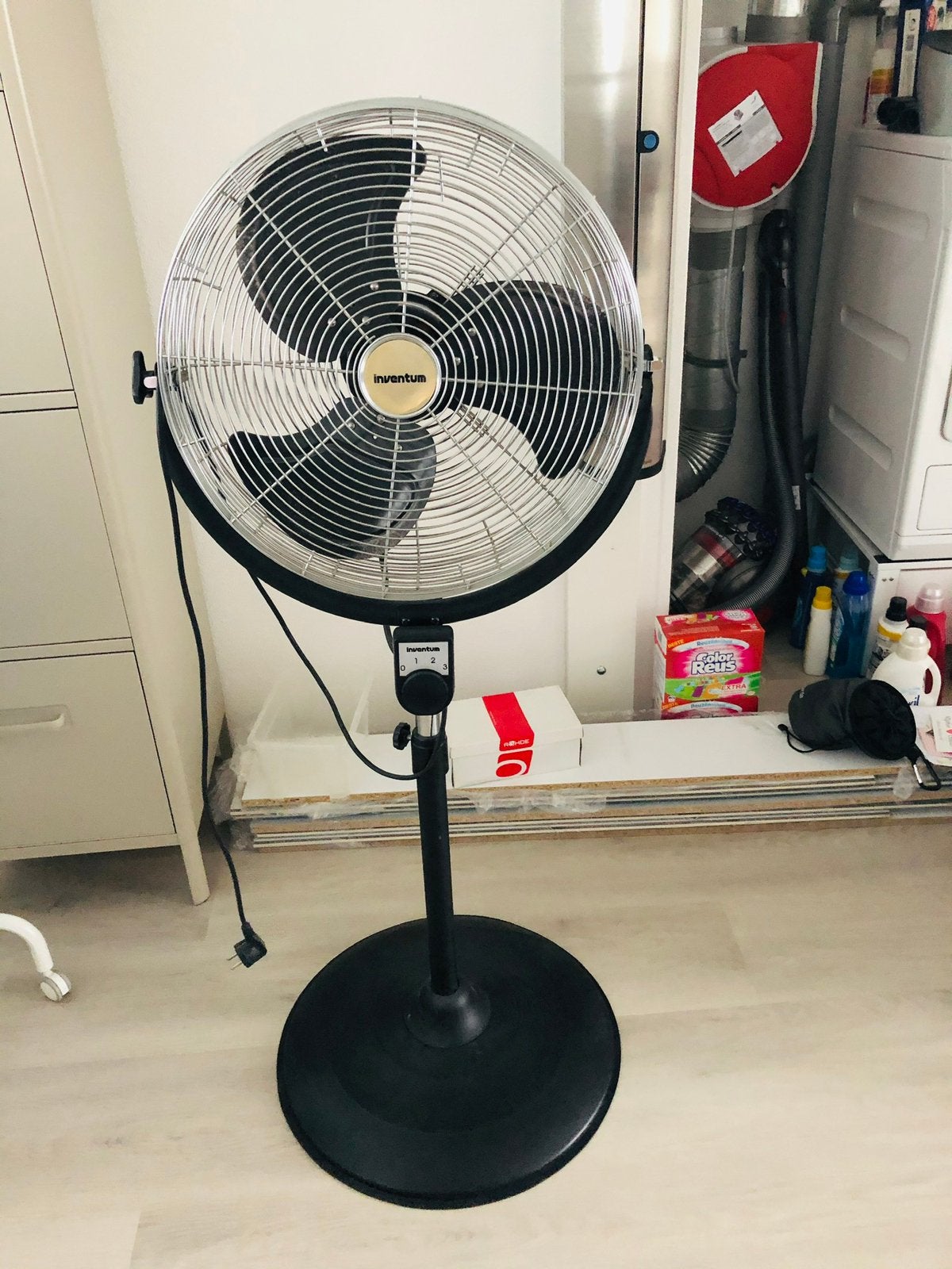 Staande ventilator statief inventum vtc45s cvp50 3 snelheden, Ophalen, Zo goed als nieuw, Statiefventilator