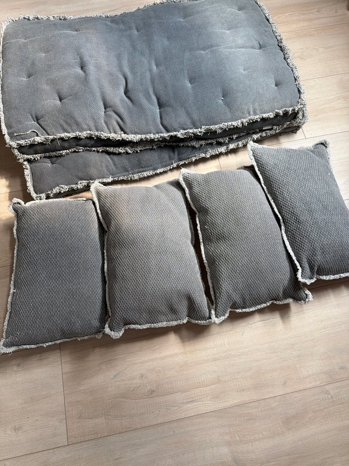 Gebruikte antraciet tuinkussens palletkussens, Ophalen, Gebruikt