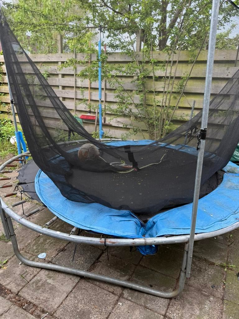 Gratis trampoline, Ophalen, Gebruikt
