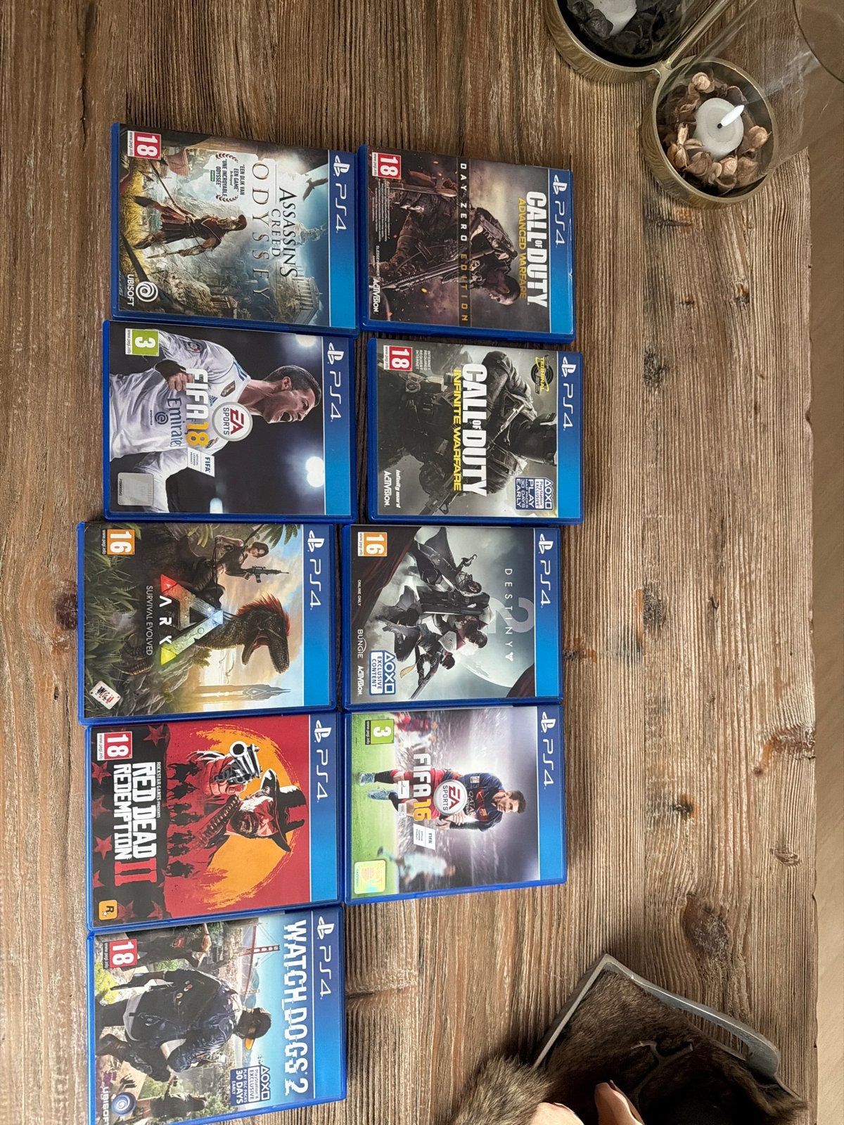 PS4 Games Bundel: Assassin's Creed, Call of Duty, FIFA, Red, Online, Gebruikt, Vanaf 18 jaar, Overige genres