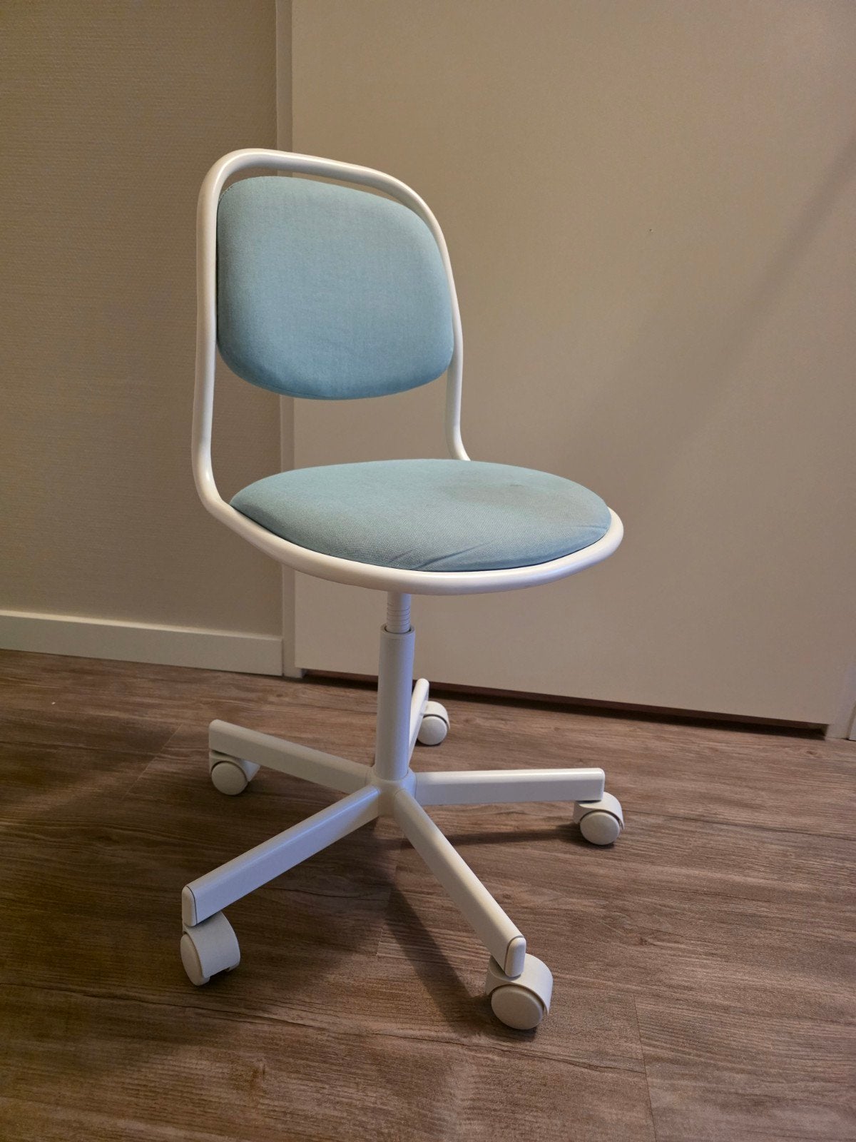 IKEA ÖRFJÄLL bureaustoel voor kind, Ophalen, Gebruikt, Blauw, Bureaustoel