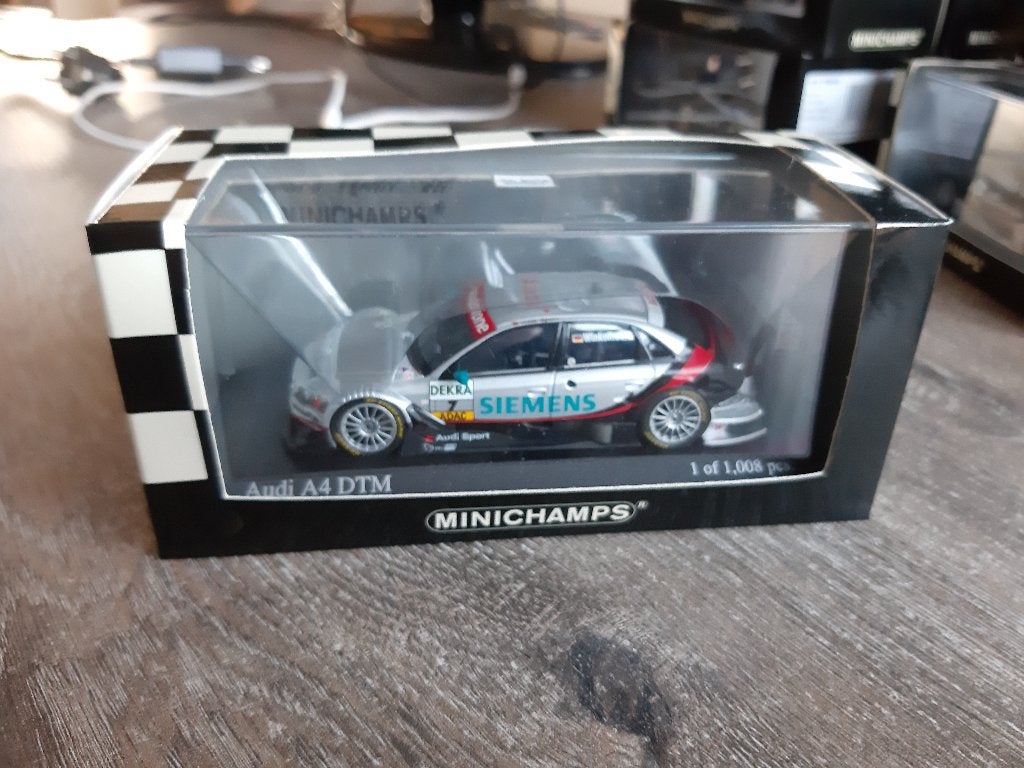 audi A4 dtm 2007 M. Winkelhock minichamps 1:43, Ophalen of Verzenden, Zo goed als nieuw, Auto, MiniChamps