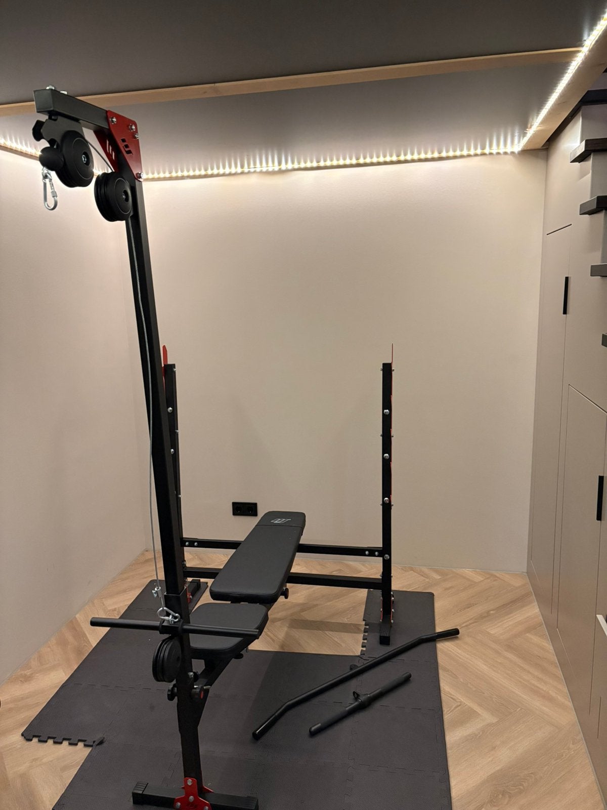 Marbosport halterbank MH-L107+kabelsysteemMH-W104, Ophalen, Zo goed als nieuw, Rug, Fitnessbank