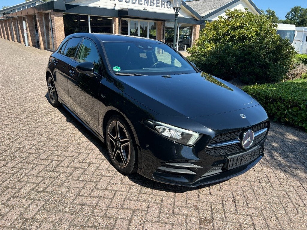 Mercedes-benz A-KLASSE A 180 AMG, Night, Sfeer, Widescreen,, Auto's, Automaat, 136 pk, Gebruikt, Huisgarantie