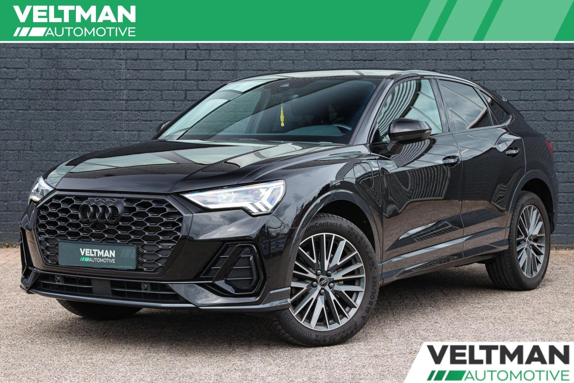 Audi Q3 45 TFSI e S-Line MATRIX 19INCH NAVI CARPLAY BLACK PA, Auto's, Gebruikt, Euro 6, Zwart, Hybride Elektrisch/Benzine