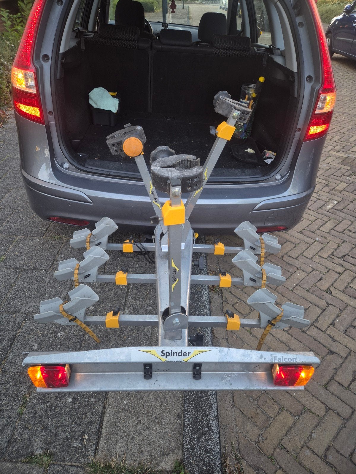 Spinder fietsendrager kantelbaar voor 3 fietsen/e-bikes, Ophalen, 3 fietsen of meer, Gebruikt, Trekhaakdrager