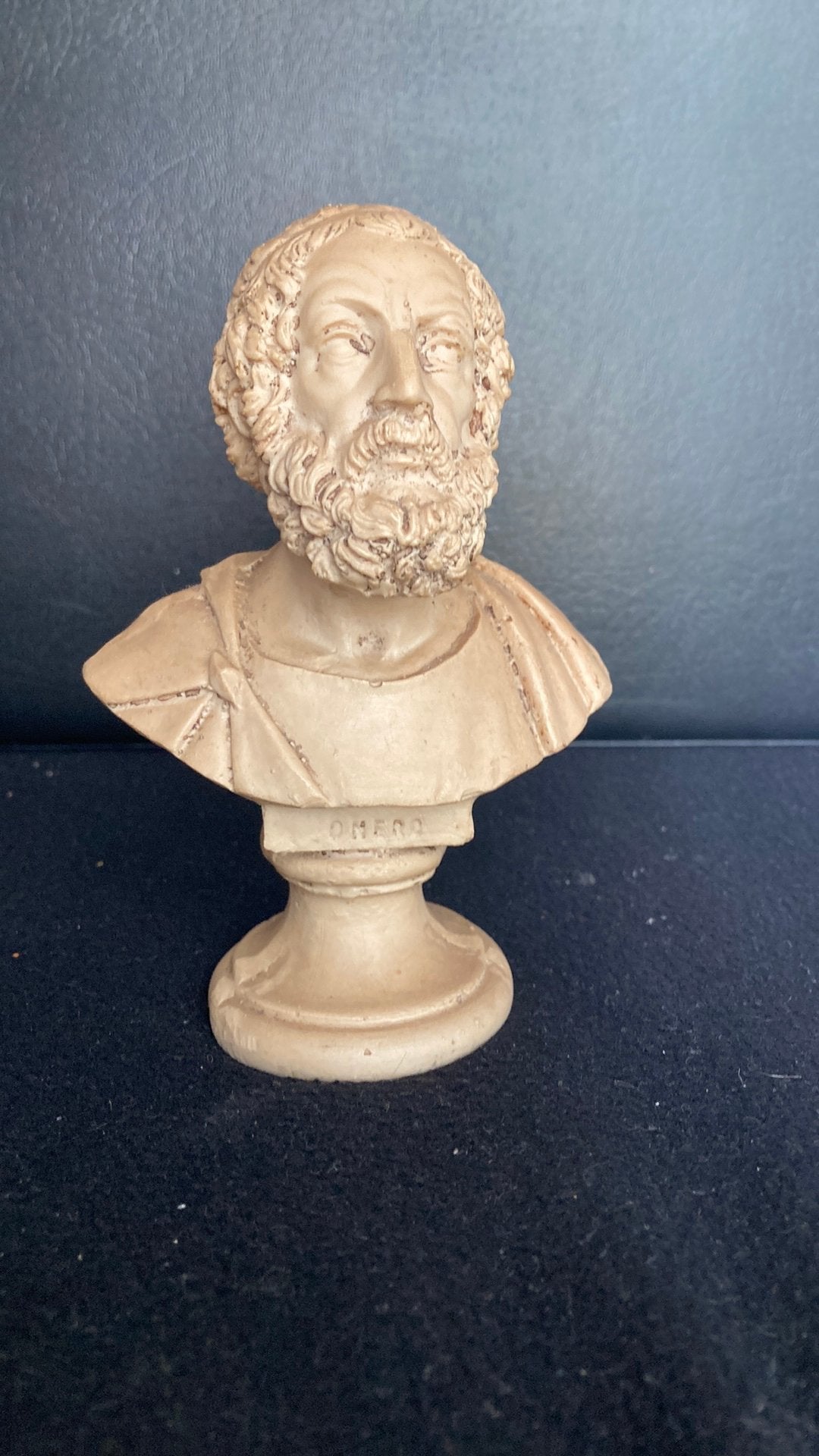 Homerus. Buste. Onbeschadigd exemplaar., Minder dan 20 cm, Buste, Ophalen of Verzenden, Geel