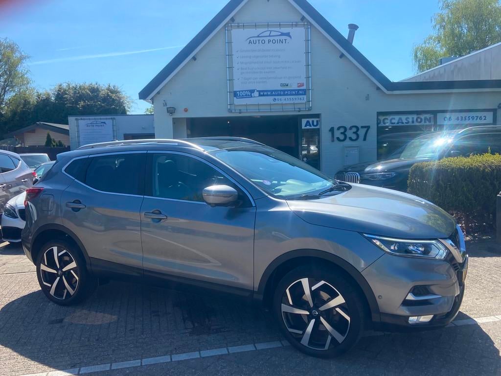 Nissan Qashqai 1.2 TEKNA PANO/360CAM/LANE/BLINDSPOT/KEYLESS, Lichtsensor, Gebruikt, 4 cilinders, 116 pk