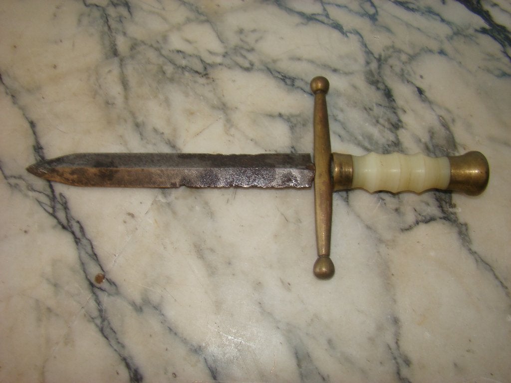 Dolken / messen, Verzamelen, Ophalen of Verzenden, Overige soorten, Overige gebieden, Mes of Dolk