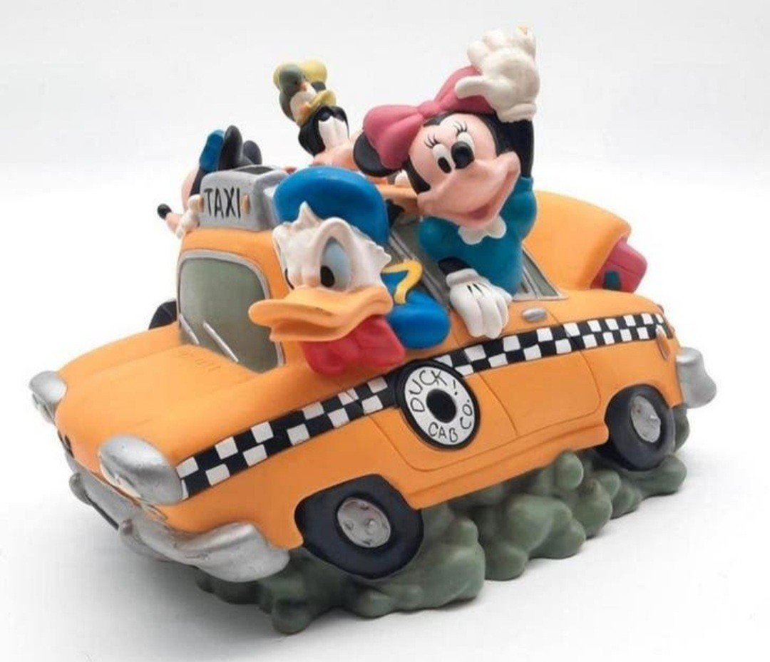 Vintage Disney Taxi kunststof spaarpot, Verzamelen, Disney, Ophalen of Verzenden, Overige figuren, Gebruikt, Beeldje of Figuurtje