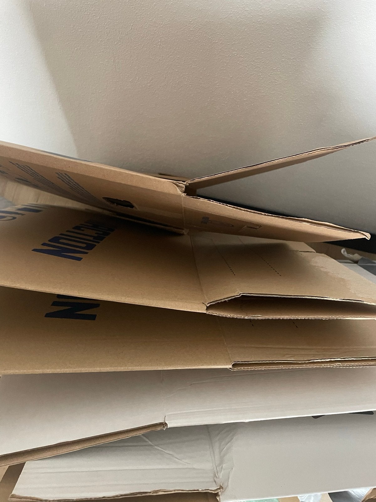 Verhuisdozen: 5 stuks (3 Action, 1 blanco, 1 Praxis), 40 tot 60 cm, Opvouwbaar, 50 tot 75 cm, Ophalen of Verzenden