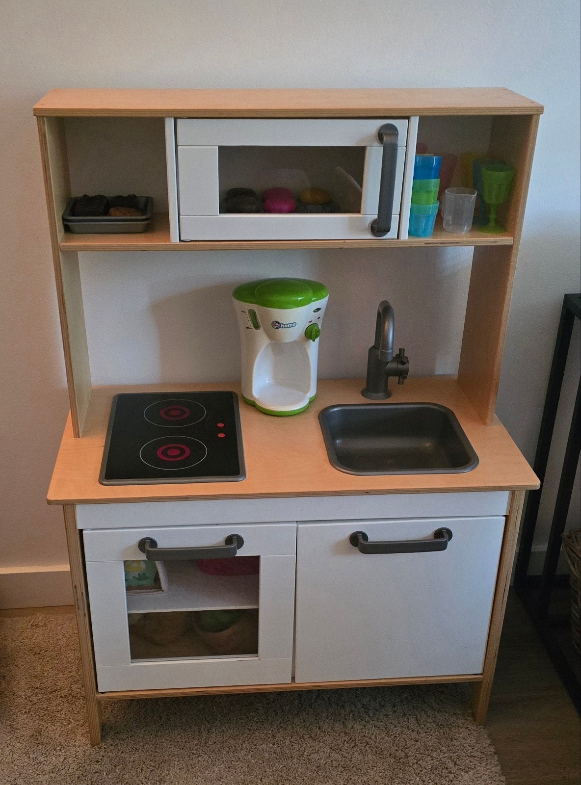 DUKTIG ikea keukebtje + heel veel assecoires 
Keukentje, ber, Ophalen, Zo goed als nieuw