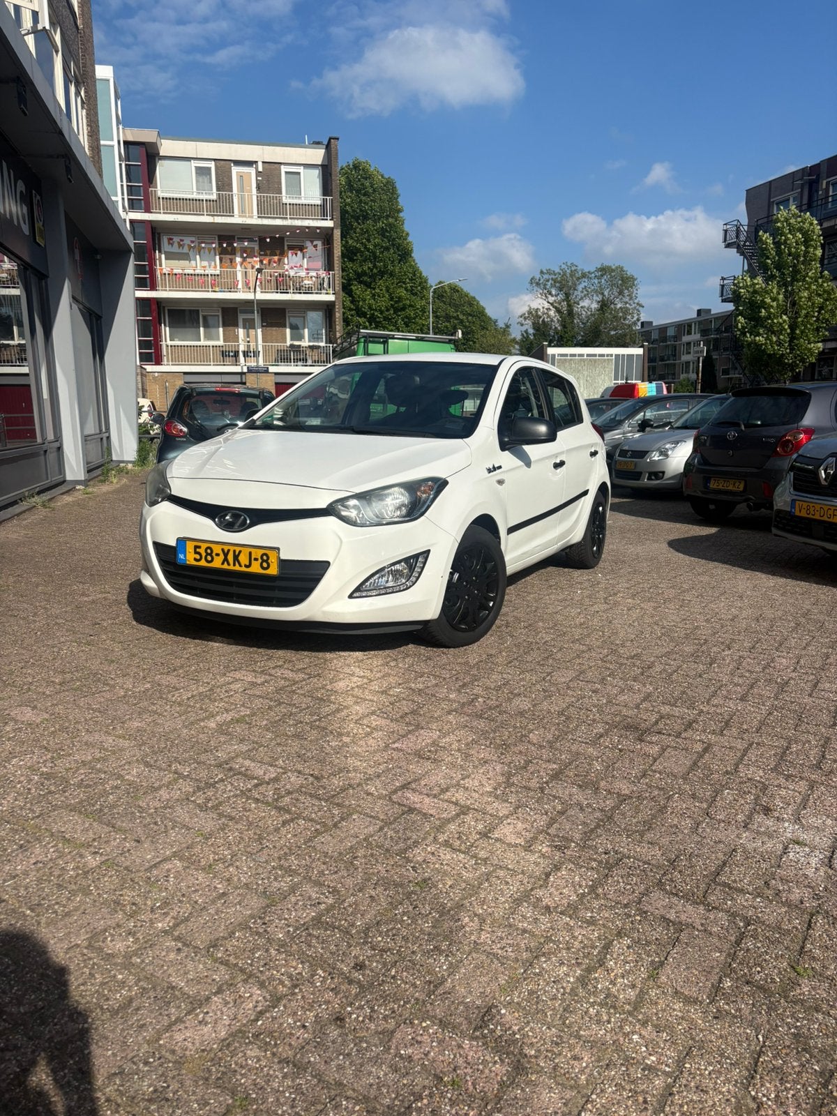 Hyundai i20 1.2I 5-DRS 2012 Wit, Auto's, Hyundai, Particulier, i20, Benzine, A, Hatchback, Handgeschakeld, Origineel Nederlands