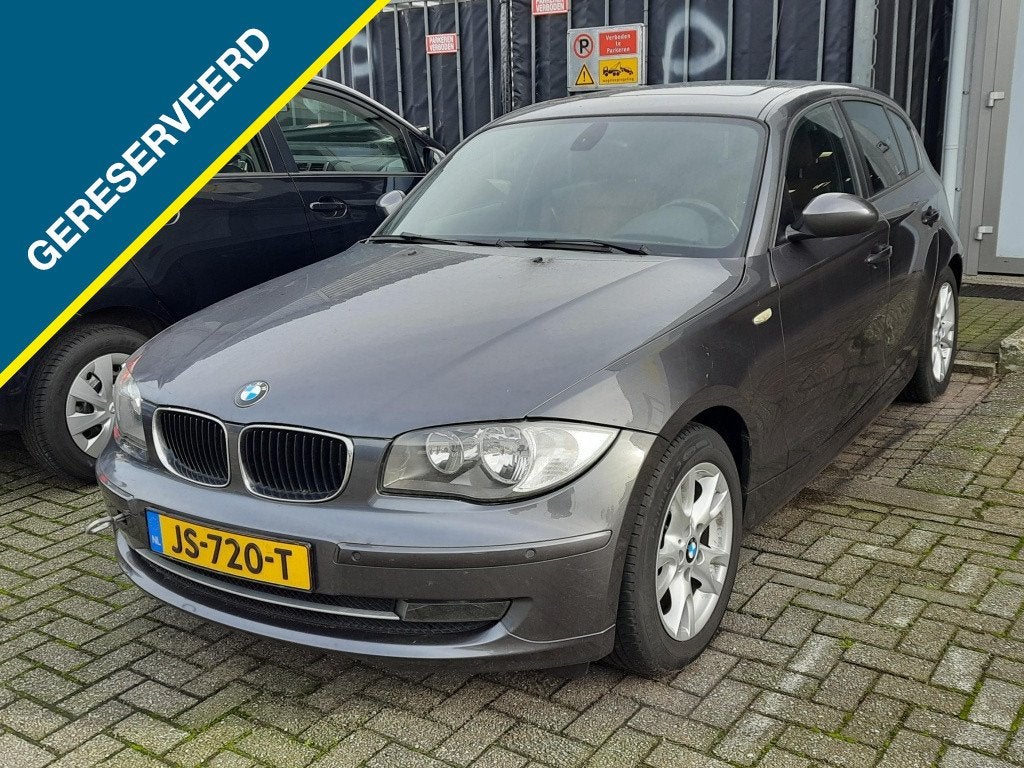 BMW 1-serie 118i Business Line Schuifdak/Leer MOTORPROBLEEM!, Auto's, BMW, 1-Serie, Leder, Handgeschakeld, Elektrische ramen