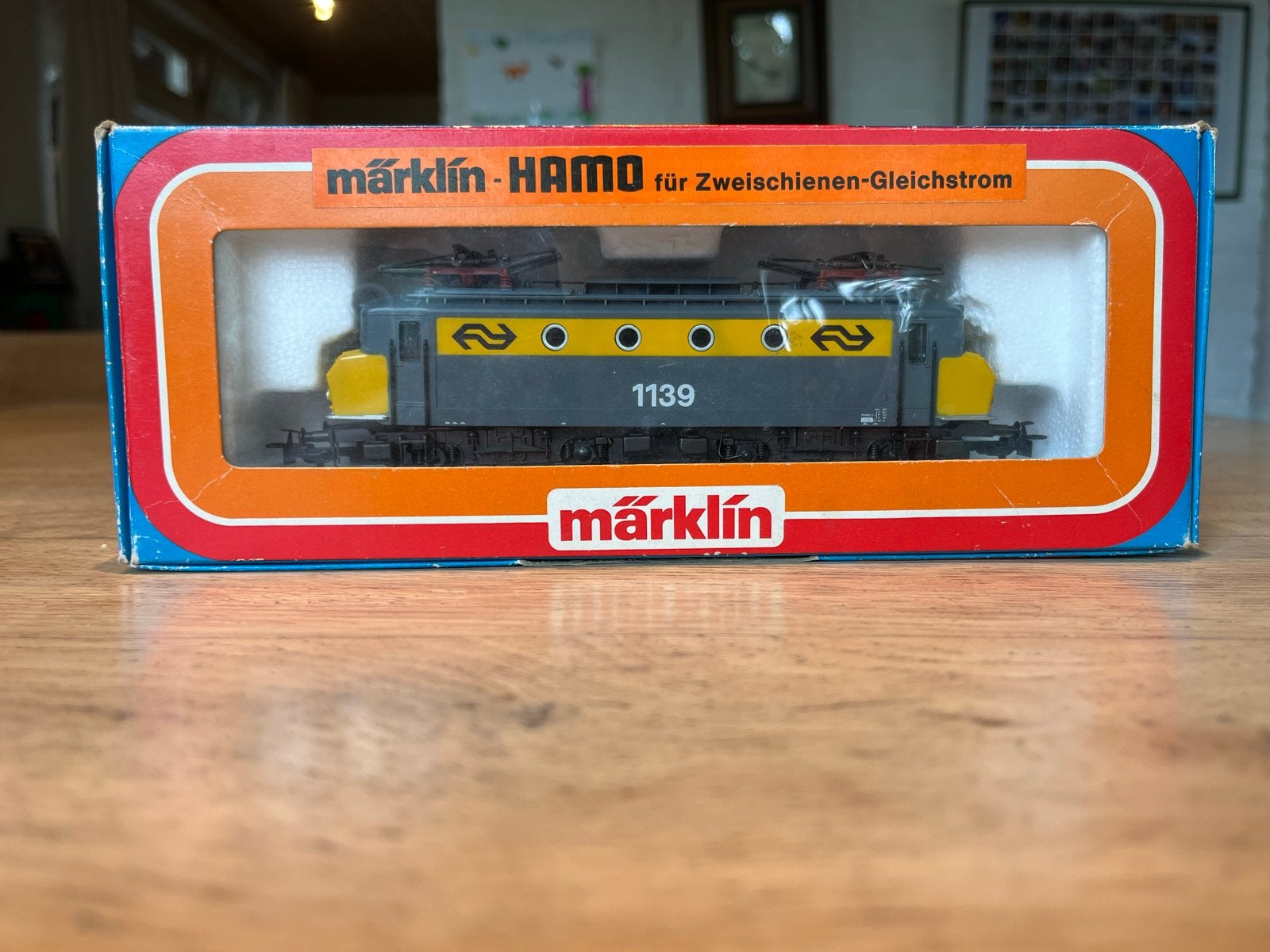 Märklin Hamo 8324 NS Locomotief  Gelijkstroom, Ophalen of Verzenden, Märklin, Gelijkstroom, Locomotief