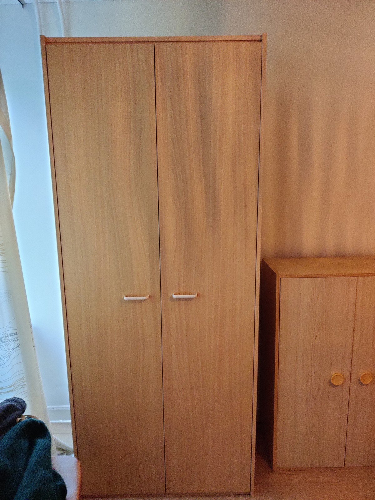 Kledingkast - gratis ophalen, Huis en Inrichting, Ophalen, Gebruikt, 50 tot 75 cm, 150 tot 200 cm