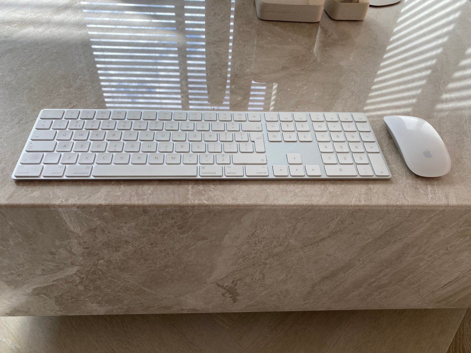 Apple toetsenbord met muis | Bluetooth | Oplaadbaar, Computers en Software, Toetsenborden, Toetsenbord en muis-set, Ophalen of Verzenden