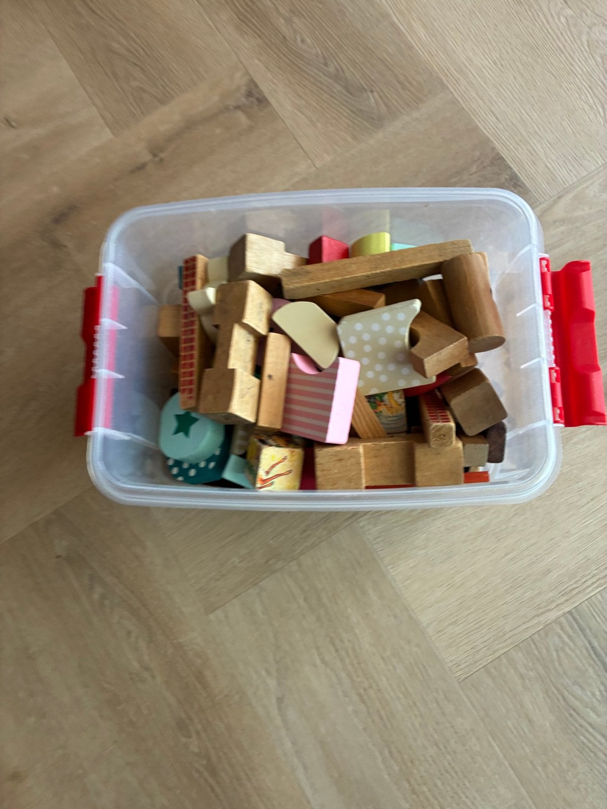 Diverse houten bouwblokken in handige opbergbox, Ophalen, Gebruikt, Overige merken