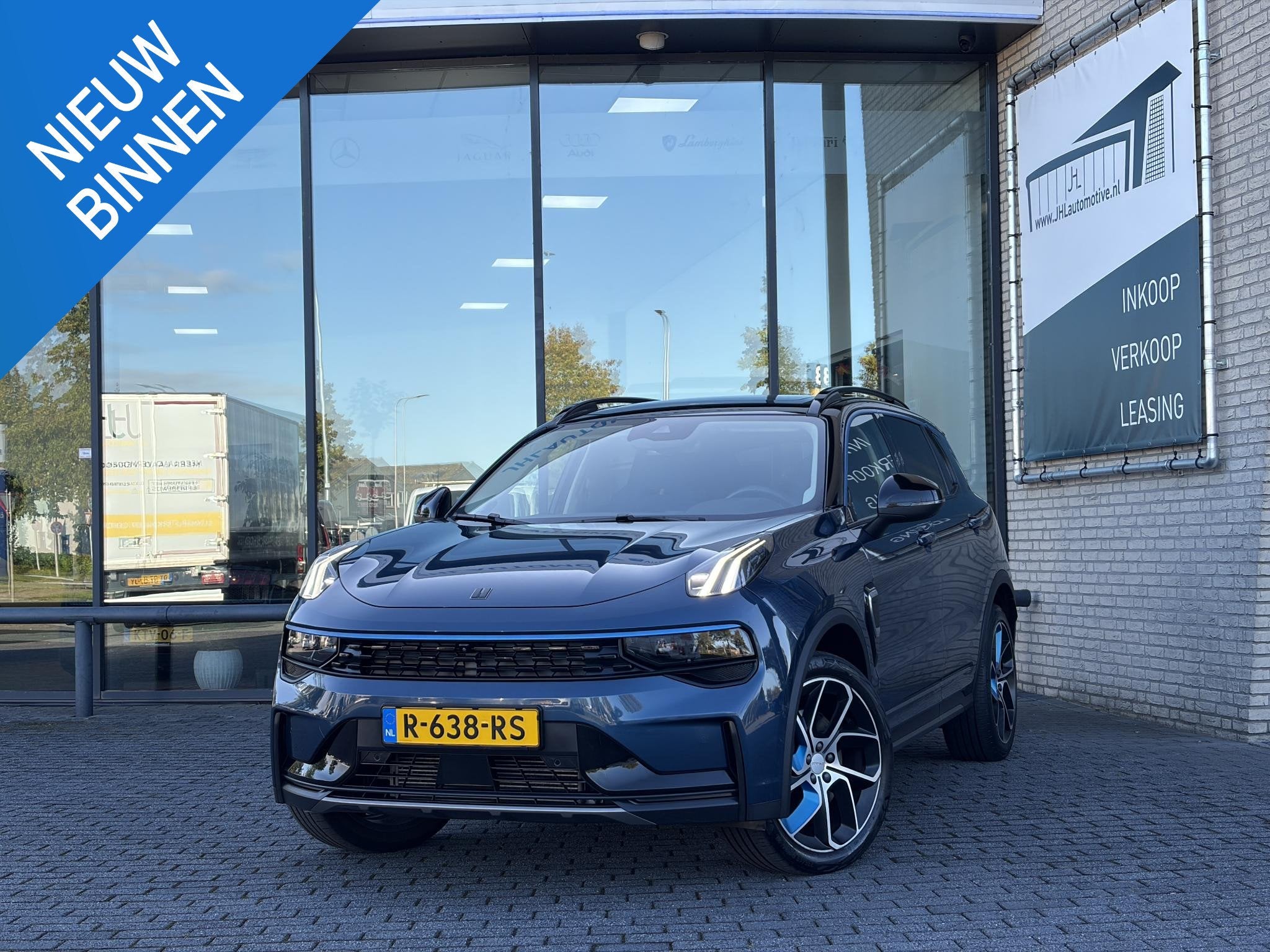 Lynk & Co 01 1.5*PLUG-IN*NAVI*PANO*CAM*ACC*CARPLAY*ECC*LED*, Auto's, Automatische klimaatregeling, Stof, Euro 6, Blauw