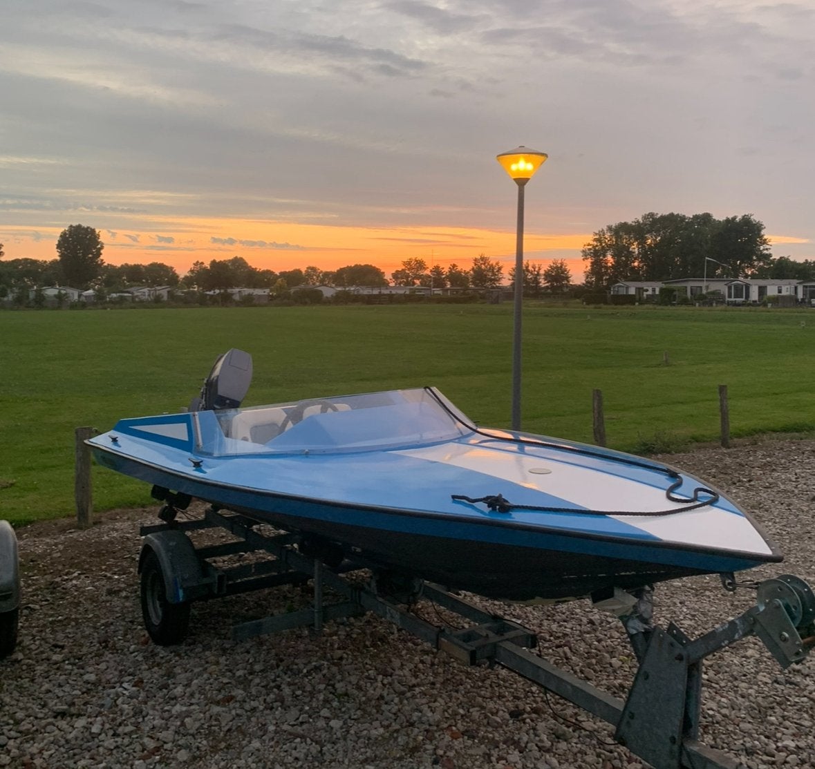 Piranha speedboot met buitenboordmotor, Ophalen, Gebruikt