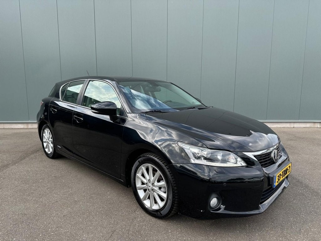 Lexus CT 200h Hybrid LEDER | CAMERA | NAP ! (bj 2012), Auto's, Lexus, Euro 5, 4 cilinders, Zwart, Origineel Nederlands