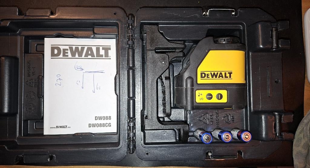 Lijnlaser DE Walt  DW088 met, Doe-het-zelf en Verbouw, Meetapparatuur, Ophalen of Verzenden, Zo goed als nieuw, Overige meters