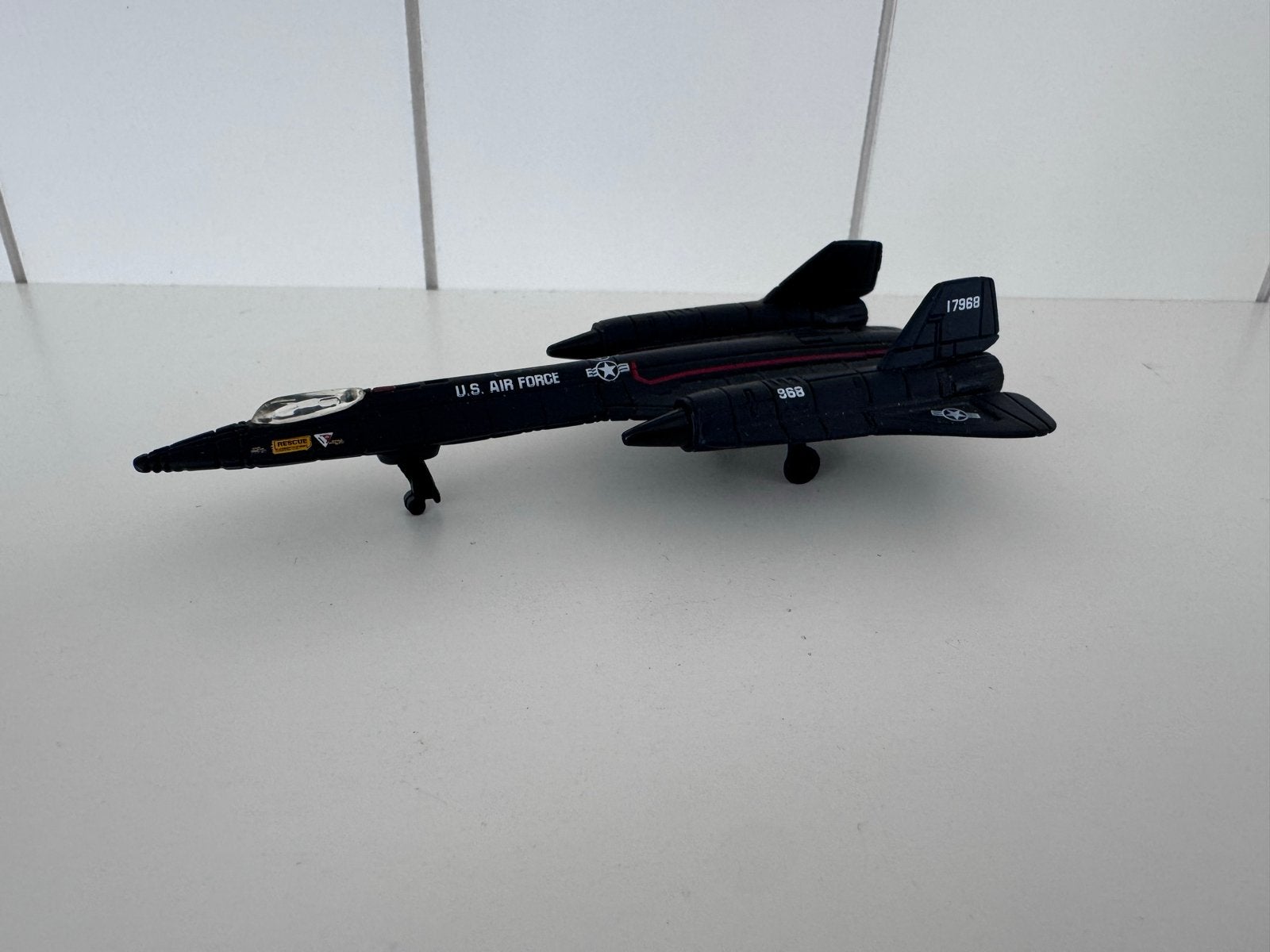 SR-71 Blackbird U.S. Air Force schaalmodel, Ophalen of Verzenden, Zo goed als nieuw