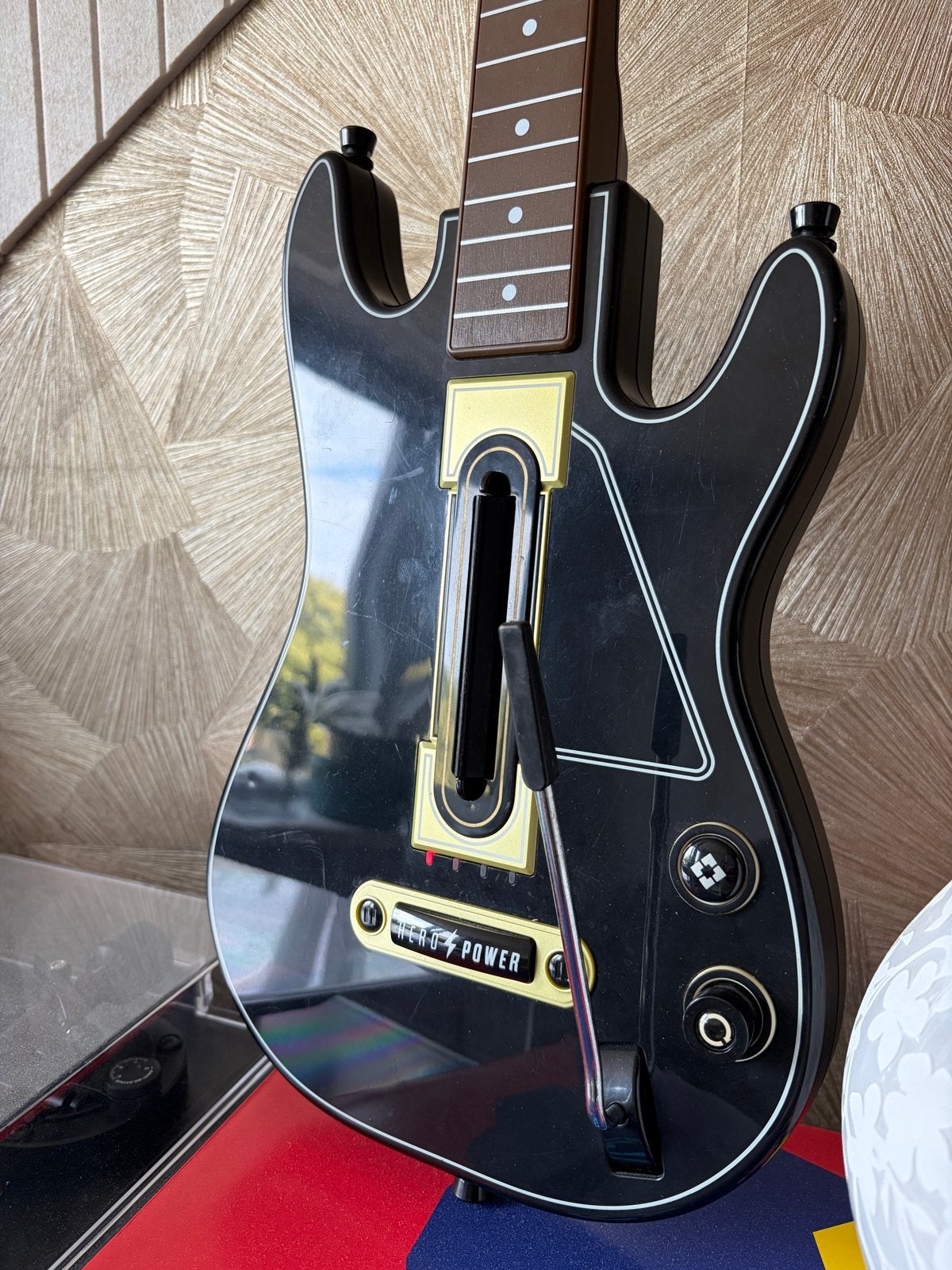 Guitar Hero Live Xbox One met gitaar en dongle, Spelcomputers en Games, Ophalen, Online, Muziek, Gebruikt