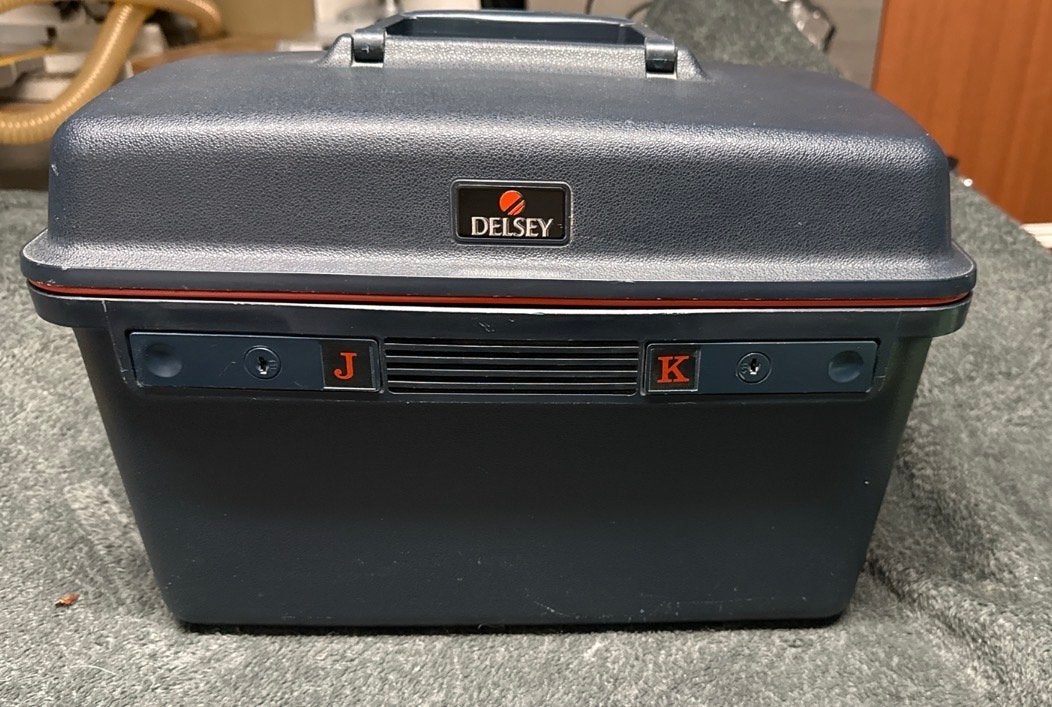 Delsey Beautycase - Hardcase met spiegel en slot, Sieraden, Tassen en Uiterlijk, Beautycases, Gebruikt, Blauw, Ophalen of Verzenden
