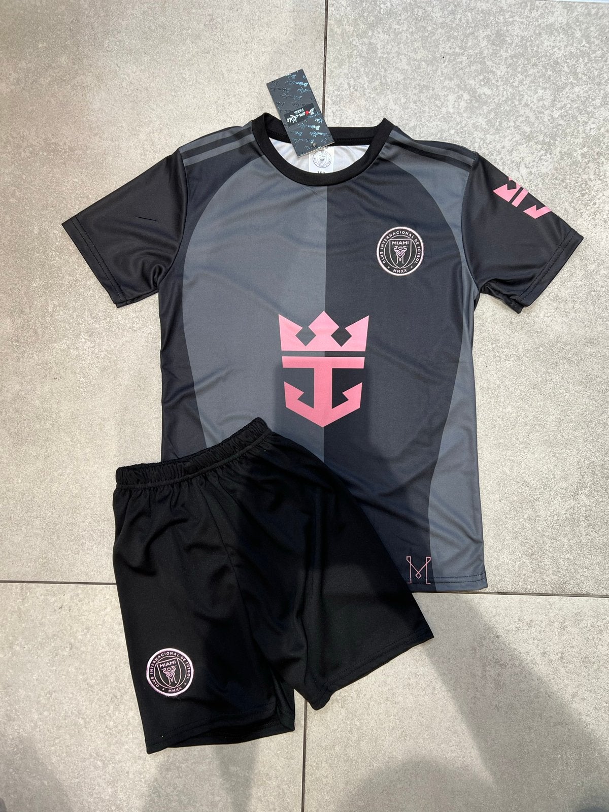 Messi voetbal tenue Inter Miami - Maten 146-176, Maat S, Ophalen of Verzenden, Nieuw, Set