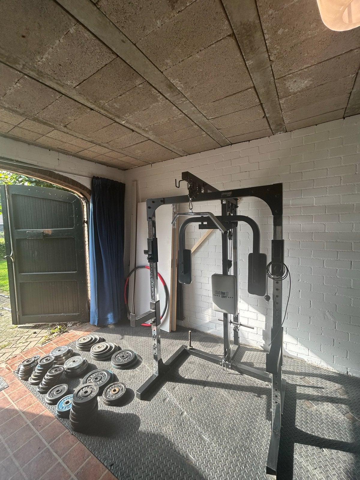 Complete thuis fitness uitrusting: krachtstation, bank, gewi, Ophalen, Gebruikt, Krachtstation, Armen
