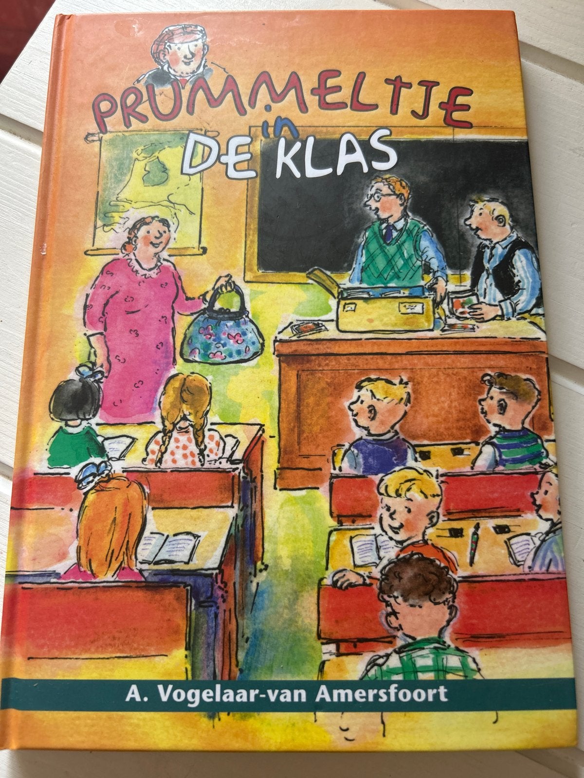 Prummeltje in de klas - A. Vogelaar-van Amersfoort, Boeken, Ophalen of Verzenden, Zo goed als nieuw, Fictie algemeen