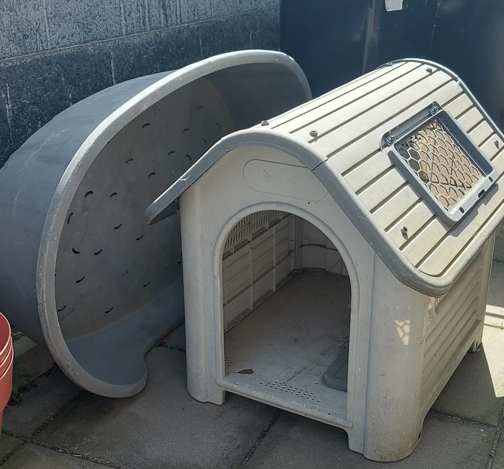 Gratis hondenhok en grote hondenmand, Ophalen, 110 cm of meer, 100 cm of meer