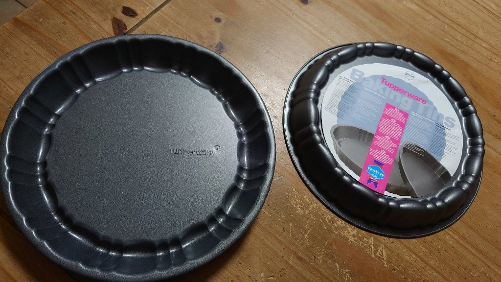 Tupperware tinnen vlaaivorm taartvorm Ø27cm NIEUW, Ophalen of Verzenden, Nieuw, Overige kleuren, Overige typen