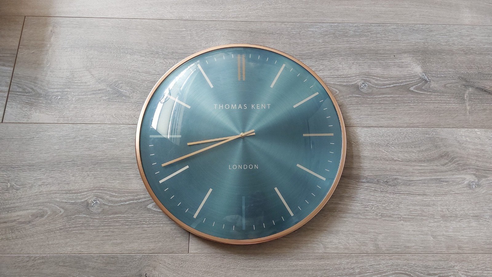 Thomas Kent Wandklok Oyster - 40 Cm, Ophalen, Wandklok, Analoog, Zo goed als nieuw
